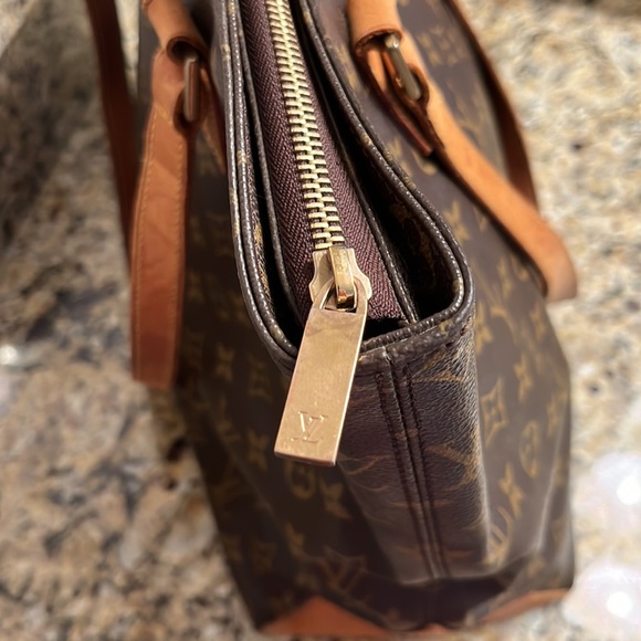 Authentic Louis Vuitton Cabas Mezzo - Picture 9 of 16